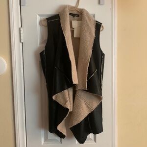Hot & Delicious  Sherpa faux Shearling Vest Coat Jacket, size L